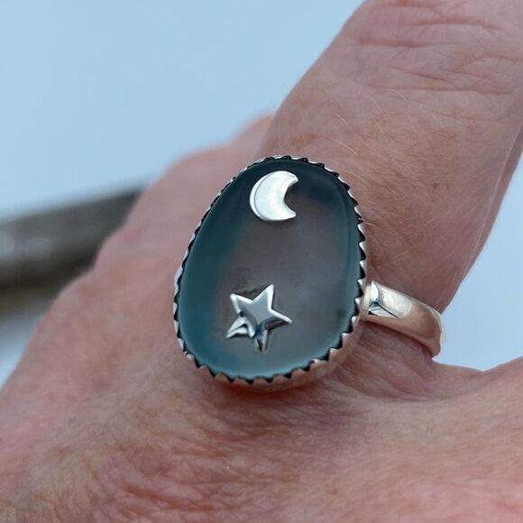 Moon & Star Sea Tumbled Sea Foam Sea Glass Sterling Silver Ring Size 10 - Picture 6 of 7